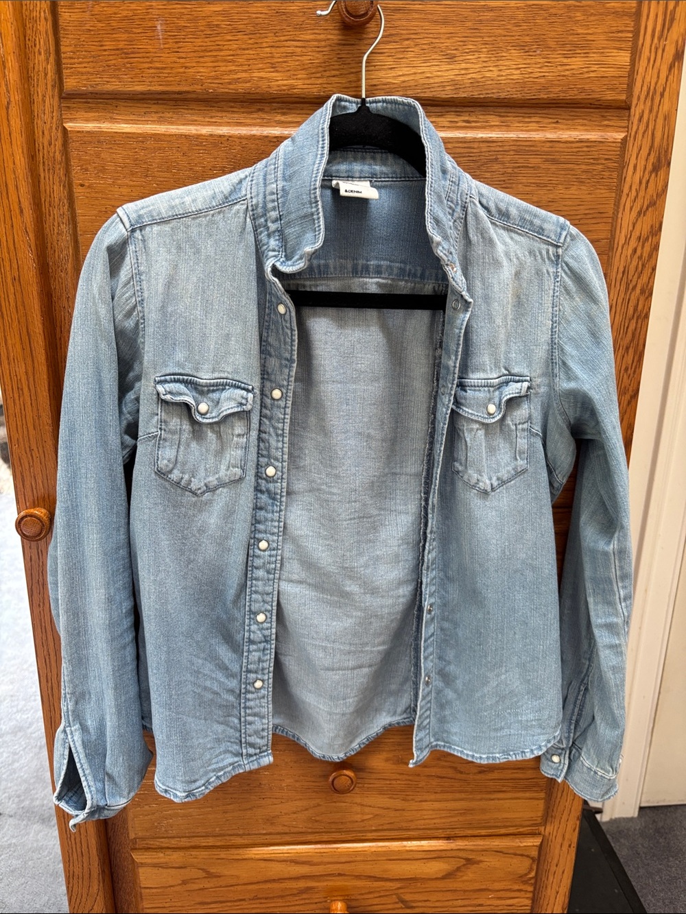 H&M Light Blue Denim Button-Up Jacket - Picture 2 of 6